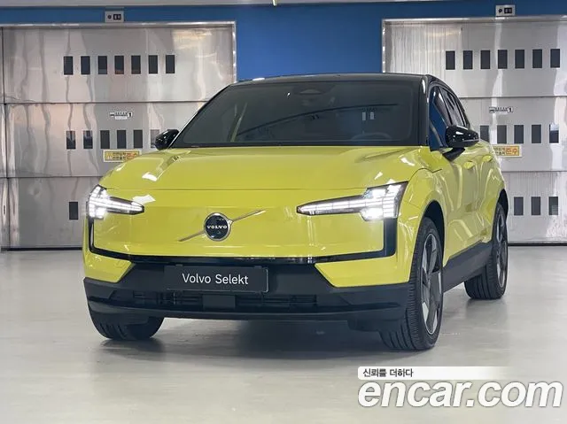Volvo EX30