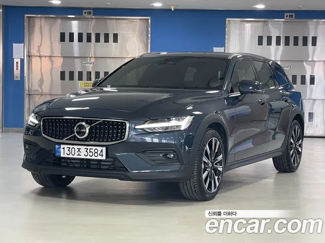 Volvo V60 2 B5 AWD