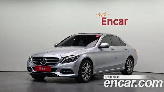 Mercedes-Benz C- W205 C220