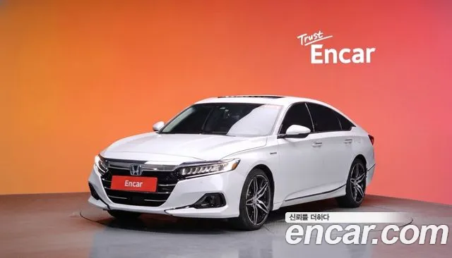 Honda Accord 10 2.0 Hybrid