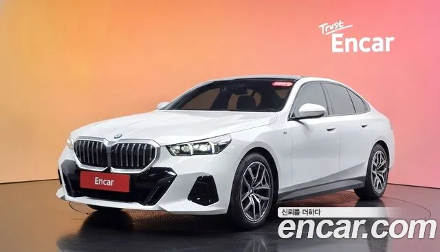BMW 5 (G60) 520i M