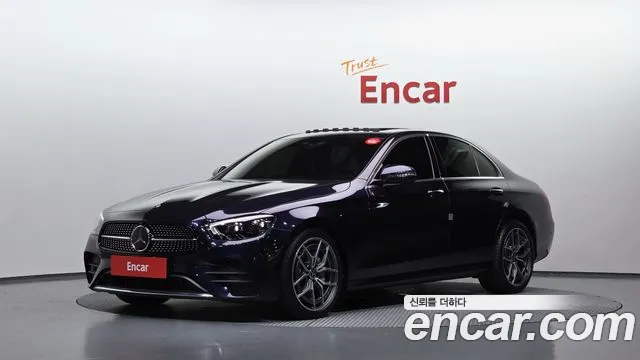 Mercedes-Benz E- W213 E220d 4MATIC AMG Line