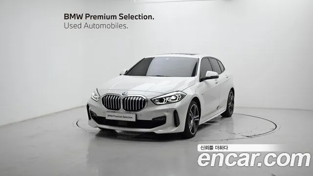 BMW 1 (F40) 118d M