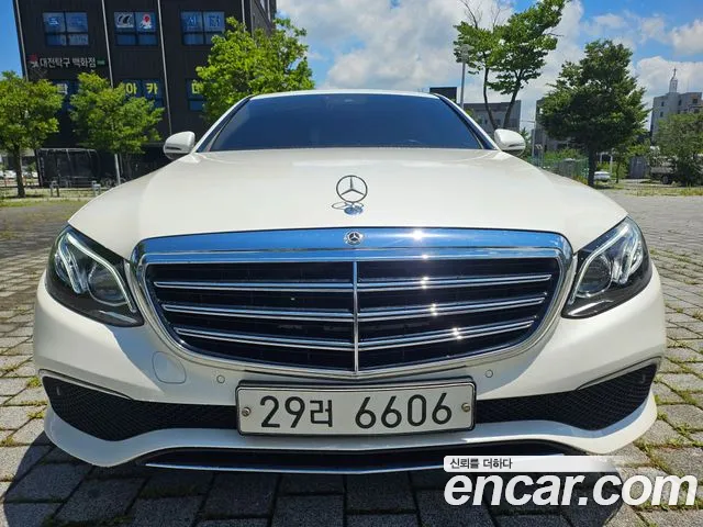 Mercedes-Benz E- W213 E220d 4MATIC Exclusive