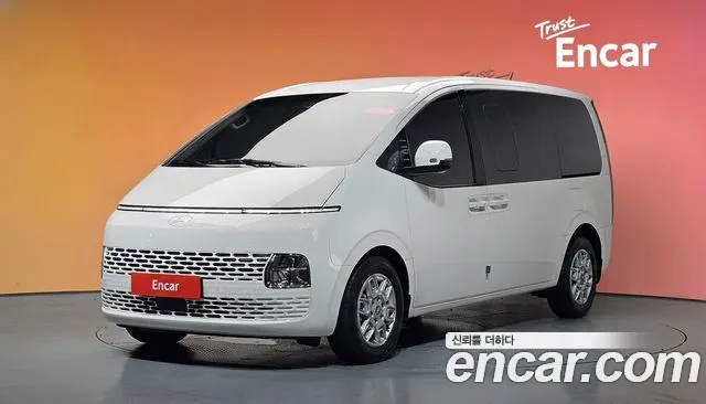 Hyundai Staria 5