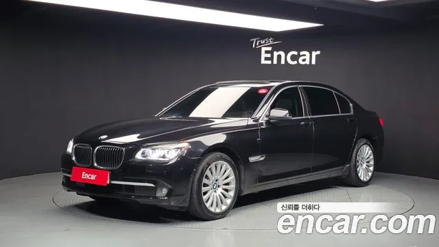 BMW 7 (F01) 740Li