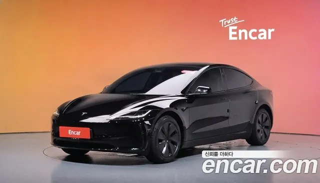Tesla 3 RWD
