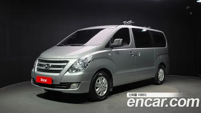 Hyundai Grand Starex 3