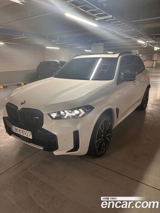 BMW X5 (G05) M60i