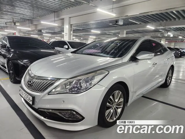 Hyundai Grandeur HG HG240