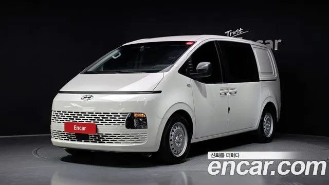 Hyundai Staria 5