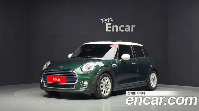 MINI Cooper D 5 HIGH 3