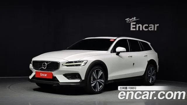 Volvo V60 2 B5 AWD