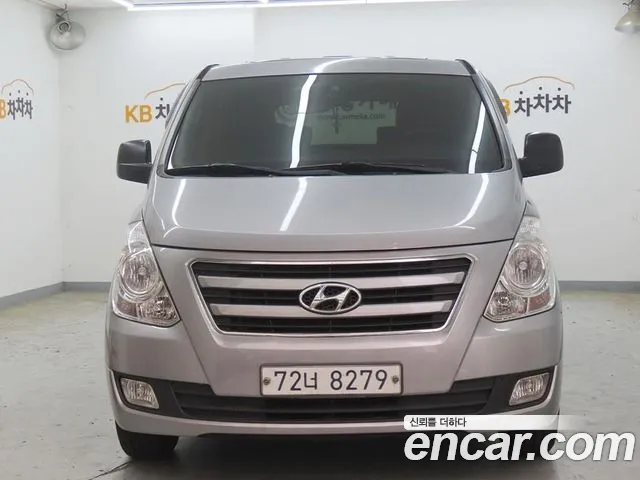 Hyundai Grand Starex 12