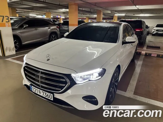 Mercedes-Benz E- W214 E300 4MATIC Exclusive
