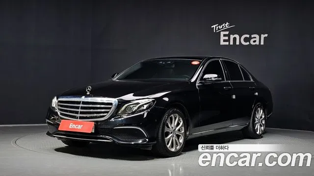 Mercedes-Benz E- W213 E300 4MATIC Exclusive