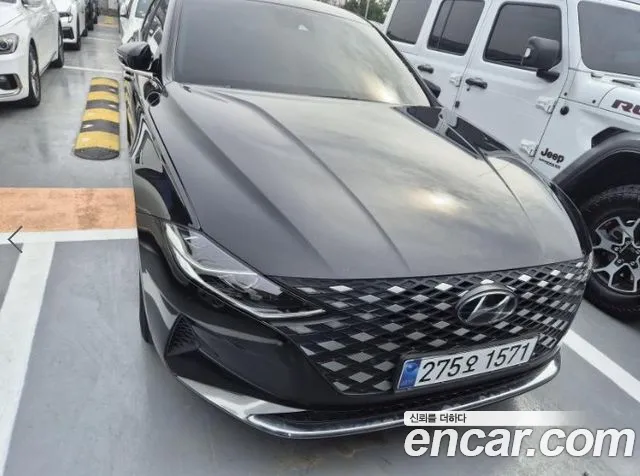 Hyundai The New Grandeur IG Hybrid Premium