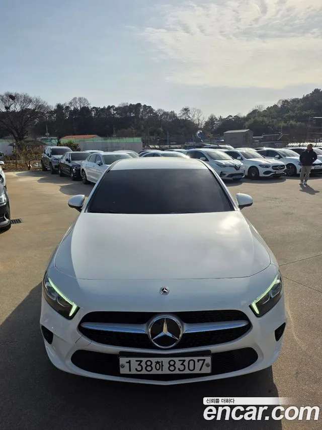 Mercedes-Benz A-Class W177 A200 d