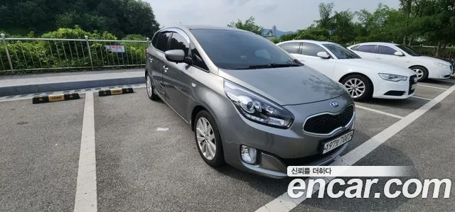 Kia All New Carens 1.7 VGT Luxury