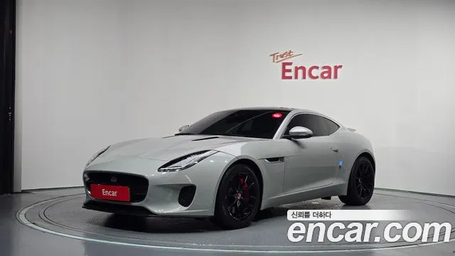 Jaguar F-TYPE P300 X152