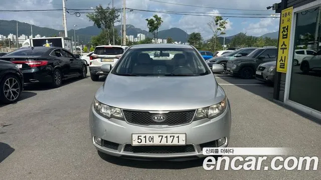 Kia Forte 1.6 CVVT Si