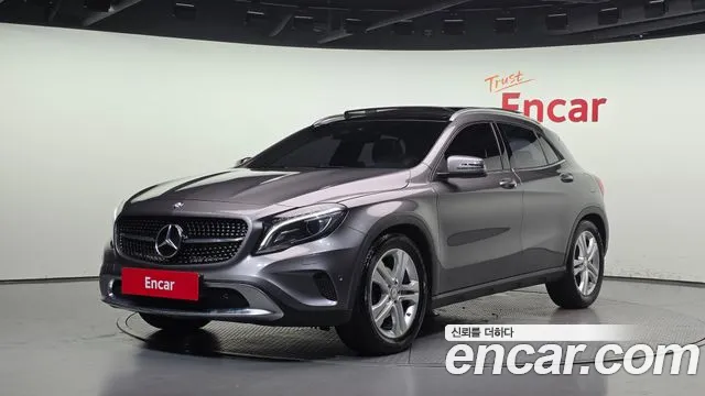 Mercedes-Benz GLA-Class X156 GLA200 d 4 MATIC