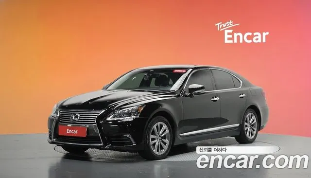 Lexus LS460 AWD XF40
