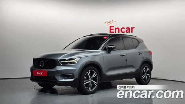 Volvo XC40 T4 R-
