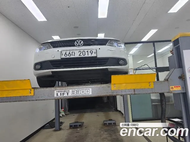Volkswagen New Jetta 1.6 TDI 6 generation