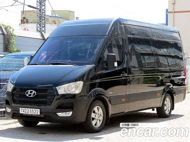 Hyundai Solati 16 Deluxe