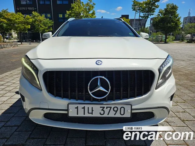Mercedes-Benz GLA-Class X156 GLA200 CDI
