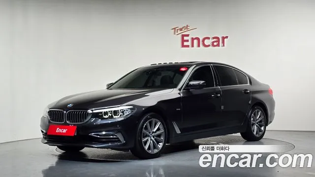 BMW 5 Series (G30) 520 i Luxury