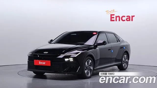 Hyundai Avante (CN8) 2.0 Inspiration