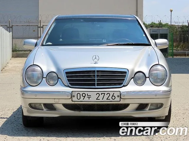 Mercedes-Benz E- W210 E280