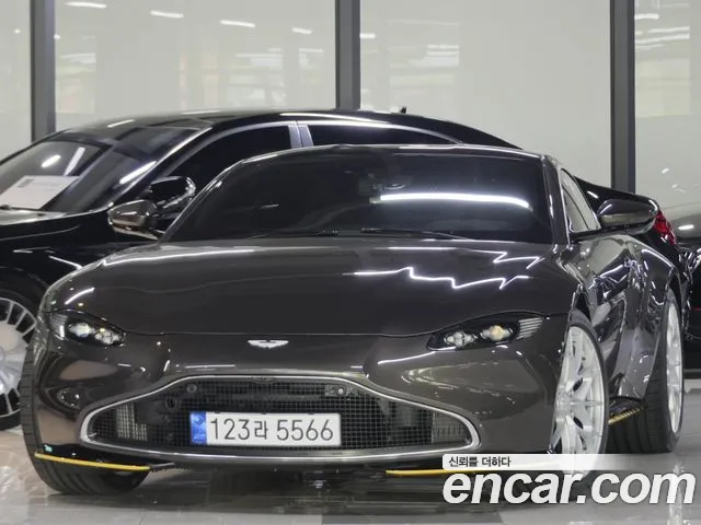 2 4.0 V8