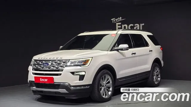 Ford Explorer 2.3 Limited 4WD 5