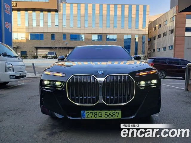 BMW 7 (G70) 740i xDrive M Limited