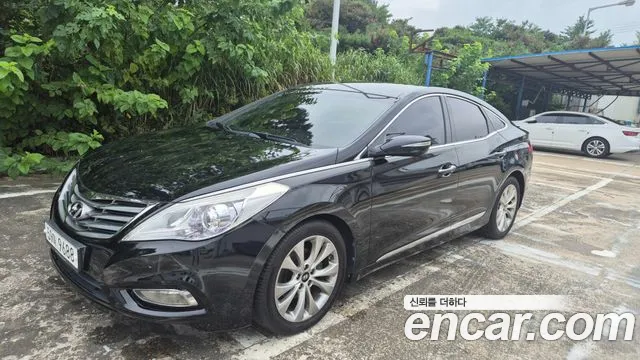 Hyundai Grandeur HG HG300