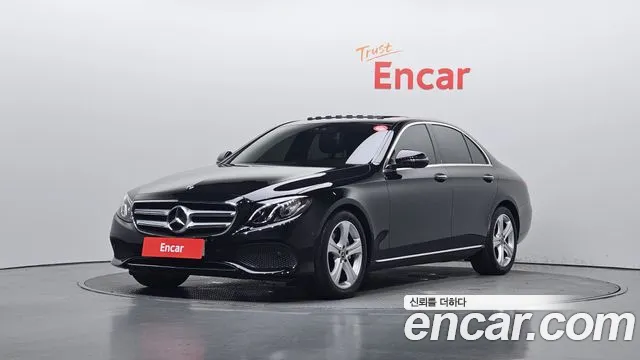 Mercedes-Benz E- W213 E200