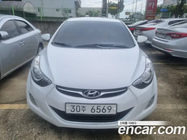Hyundai Avante MD M16 GDI
