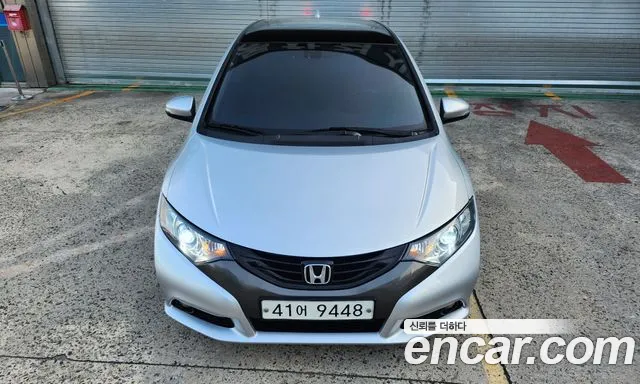 Honda Civic 1.8 9