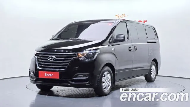 Hyundai The New Grand Starex 5