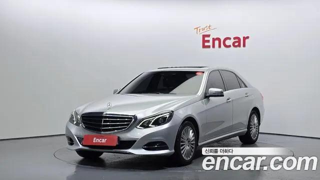 Mercedes-Benz E- W212 E300