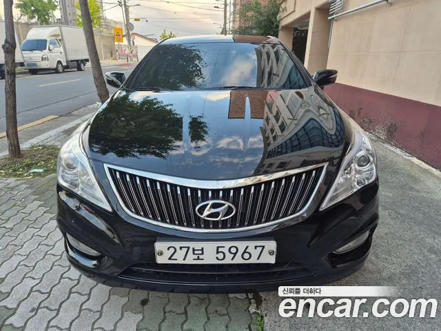 Hyundai Grandeur HG HG240