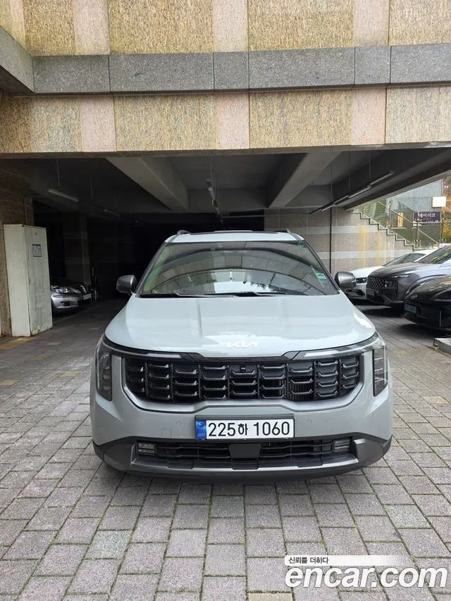 Kia The New Carnival 4 Gasoline 9