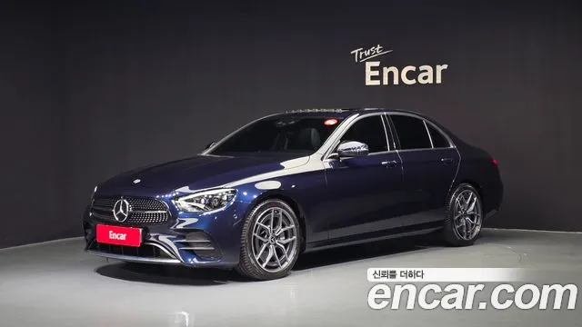 Mercedes-Benz E- W213 E220d 4MATIC AMG Line
