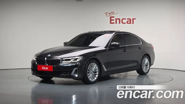 BMW 5 (G30) 520i