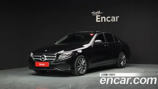 Mercedes-Benz E- W213 E300 4MATIC