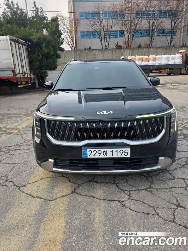 Kia The New Carnival 4 Gasoline 9 Noblesse