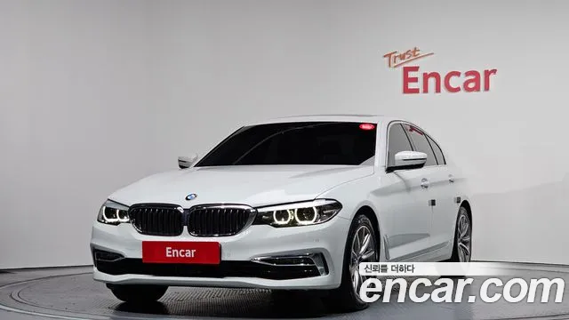 BMW 5 (G30) 520i